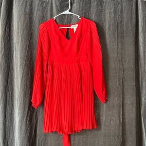 Elegant Red Pleated Dress
